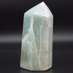 Garnierite prisma