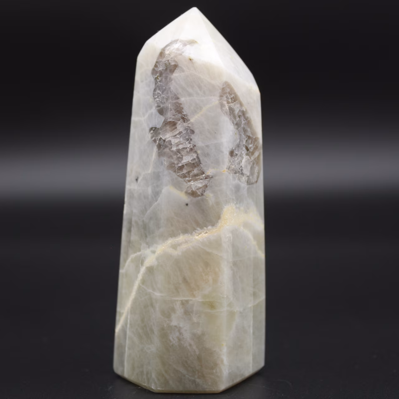 Garnierite prisma