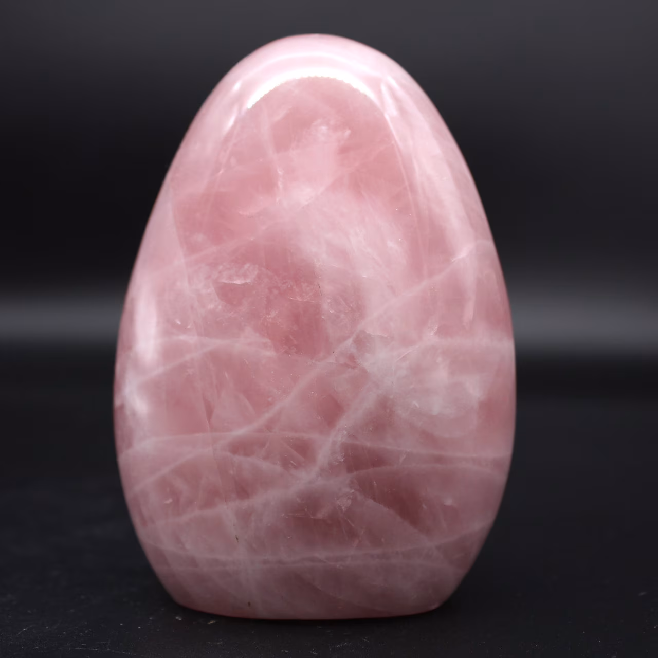 Naturpolerad rosenkvarts