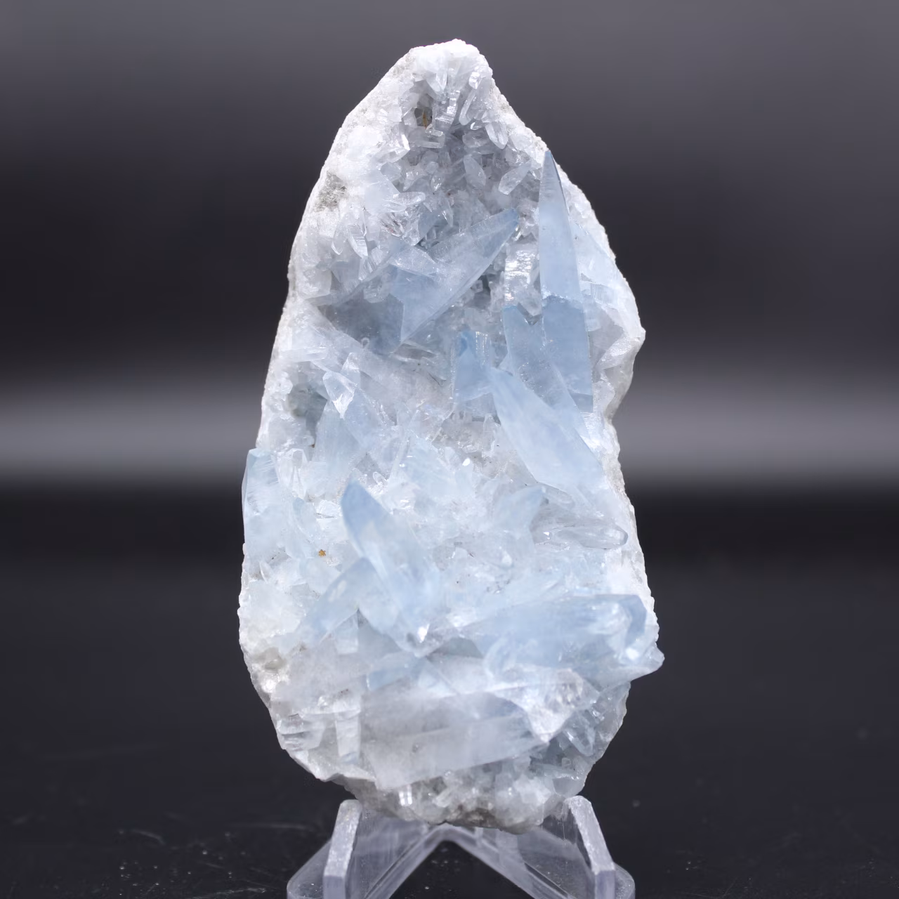 Celestite naturlig kristall