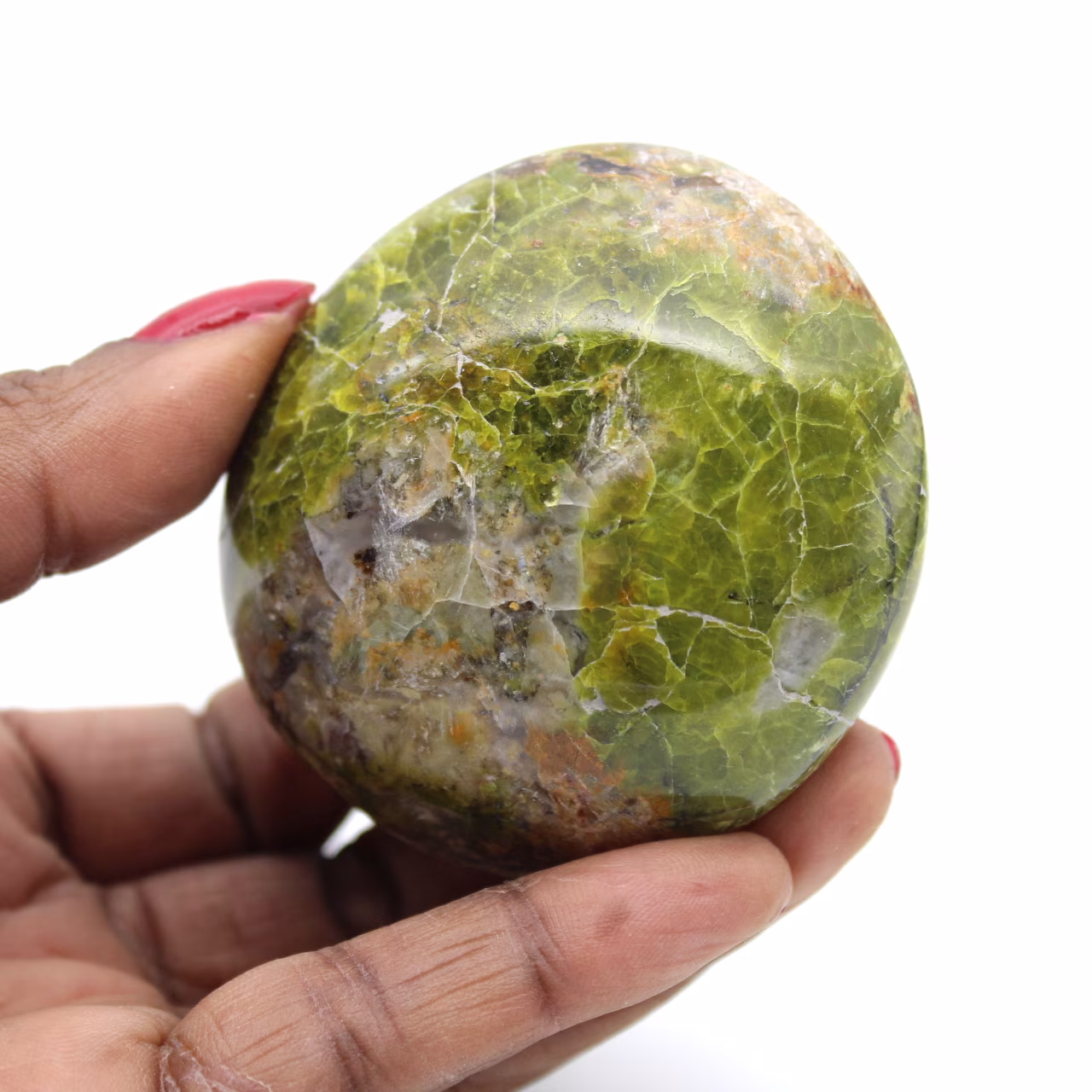 Galet d'opale verte på Madagaskar