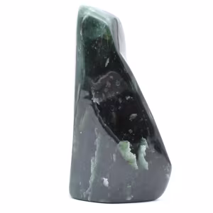 Nephrite jade att posera