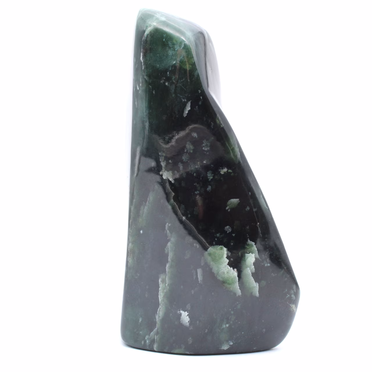 Nephrite jade att posera