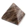 Mikroklinpyramid från Madagaskar - 2