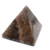 Microcline stenpyramid från Madagaskar - 2
