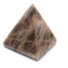 Svart mikroklinpyramid - 2