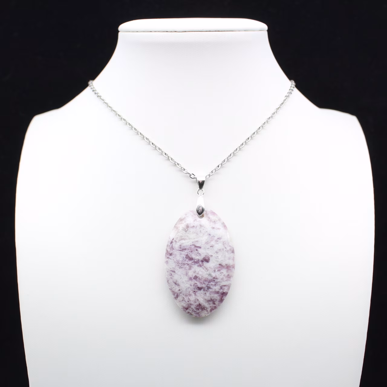 Ovalt Lepidolite hänge