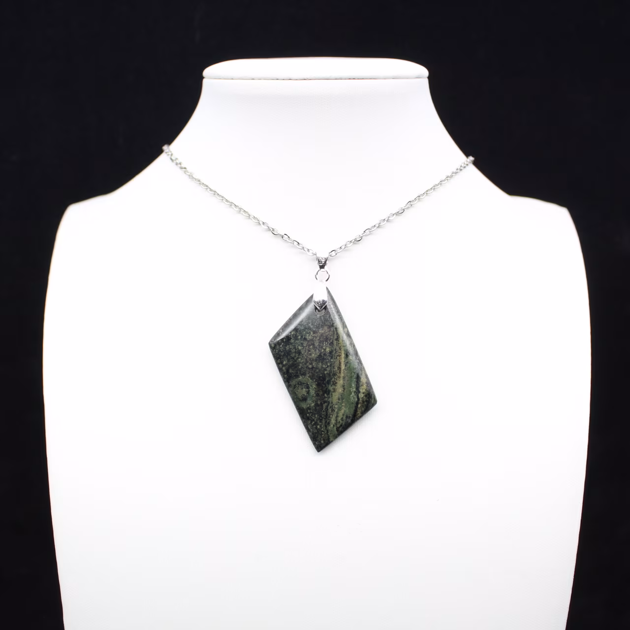 Diamantformat Kambamba Jaspis hänge