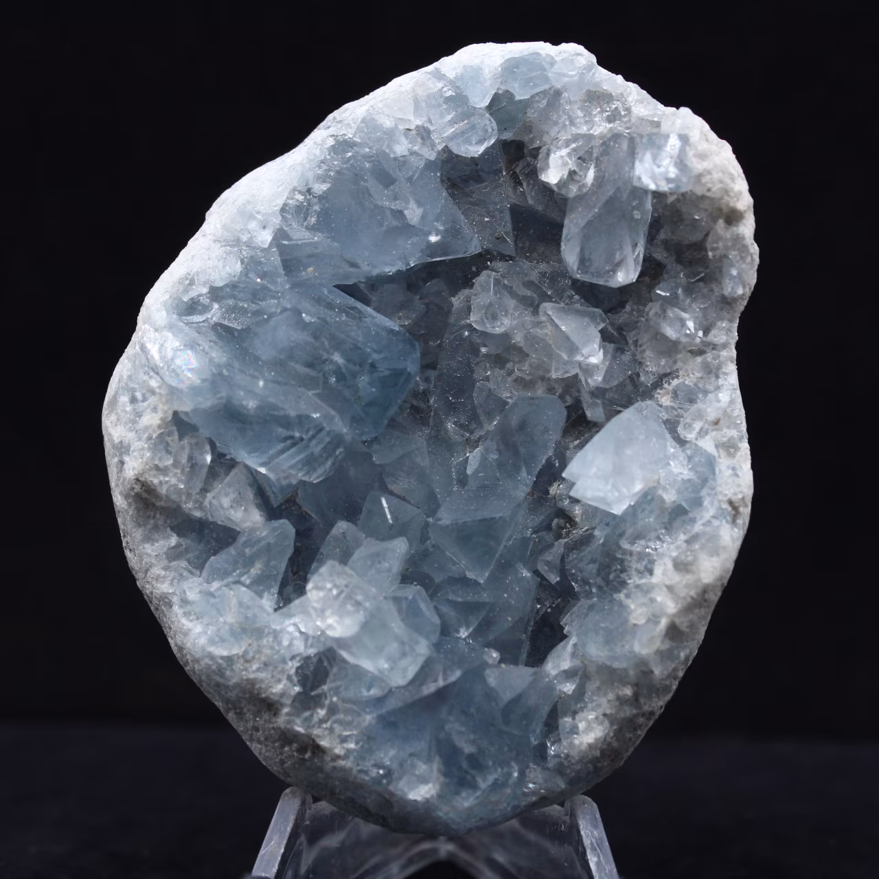 Blå Celestit: Madagaskiskt mineralogiskt prov