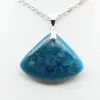 Blå apatithänge - Mineralogiskt prov från Madagaskar - 2