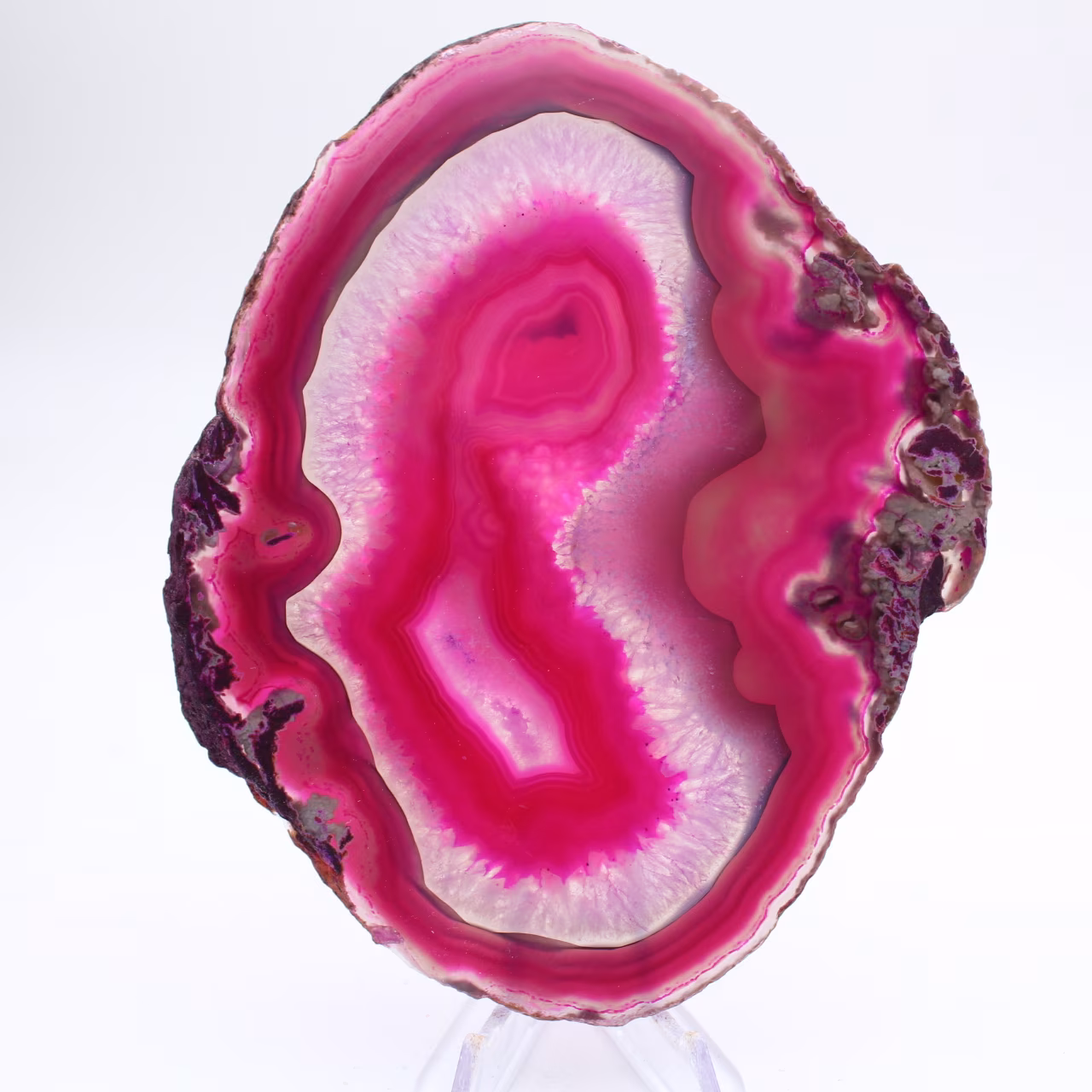 Skiva av naturlig rosa tonad agat