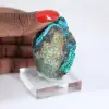 Mineralogiskt prov av grön brochantit från Chile på bas - 1