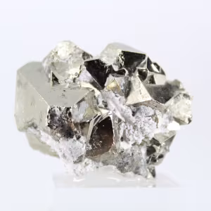 Geometrisk pyrit från Peru – oktaedriska kristaller på bas
