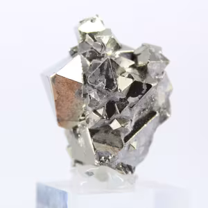 Mineralogiskt prov av oktaedrisk pyrit från Peru
