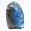 Labradoritmineral från Madagaskar i Fri Prydnadsform - 2