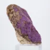 Rå purpurit från Portugal på sockel – Mineralogisk samling - 3
