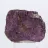 Purpurit från Portugal på sockel – Rått mineralspecimen